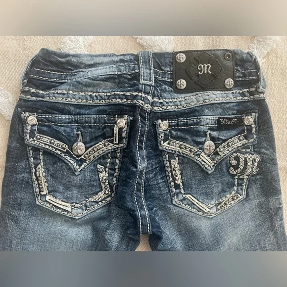 MISS ME Flare Jeans - Picture 4 of 6